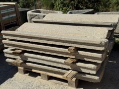 Staré kamenné schody