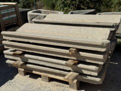 Staré kamenné schody