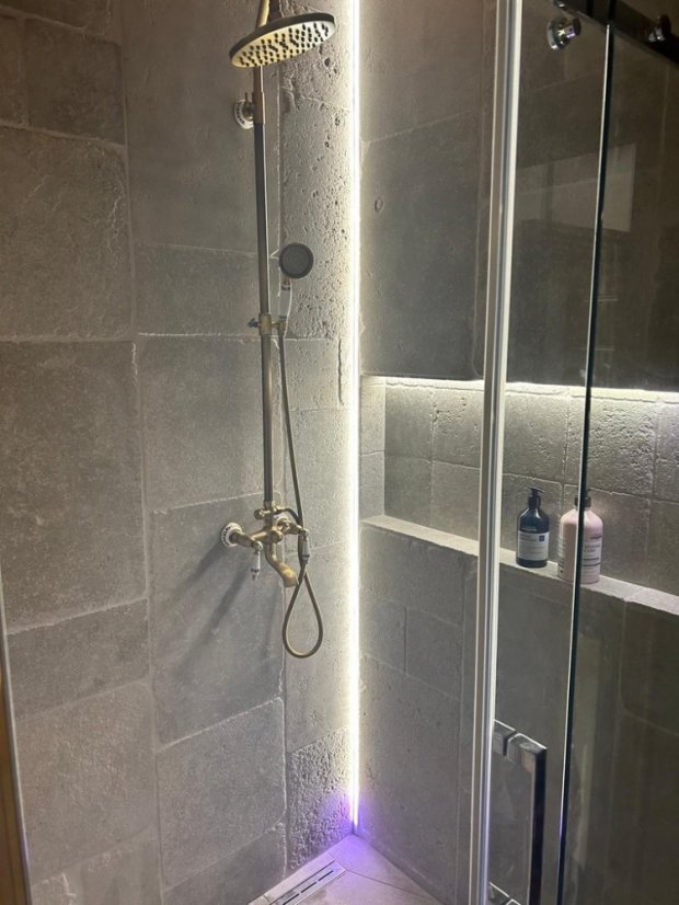 Vápencová dlažba - Marbella