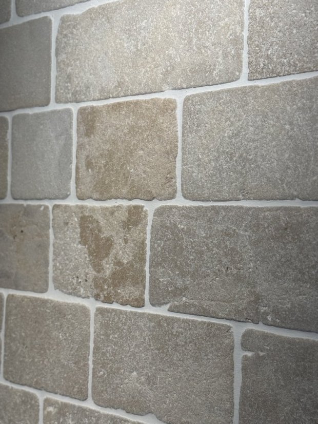 Vápencová dlažba - Amica - Rozměry: Francouzký vzor ( mix formátů)