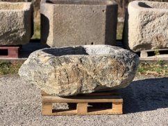 Kamenný balvan / květináč
