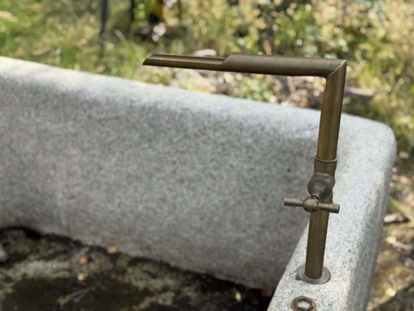 Mosazné a nerezové vodní kohoutky