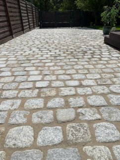 Velké dlažební kostky - bubnované